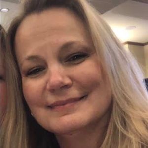 Meet your Posher, Teresa